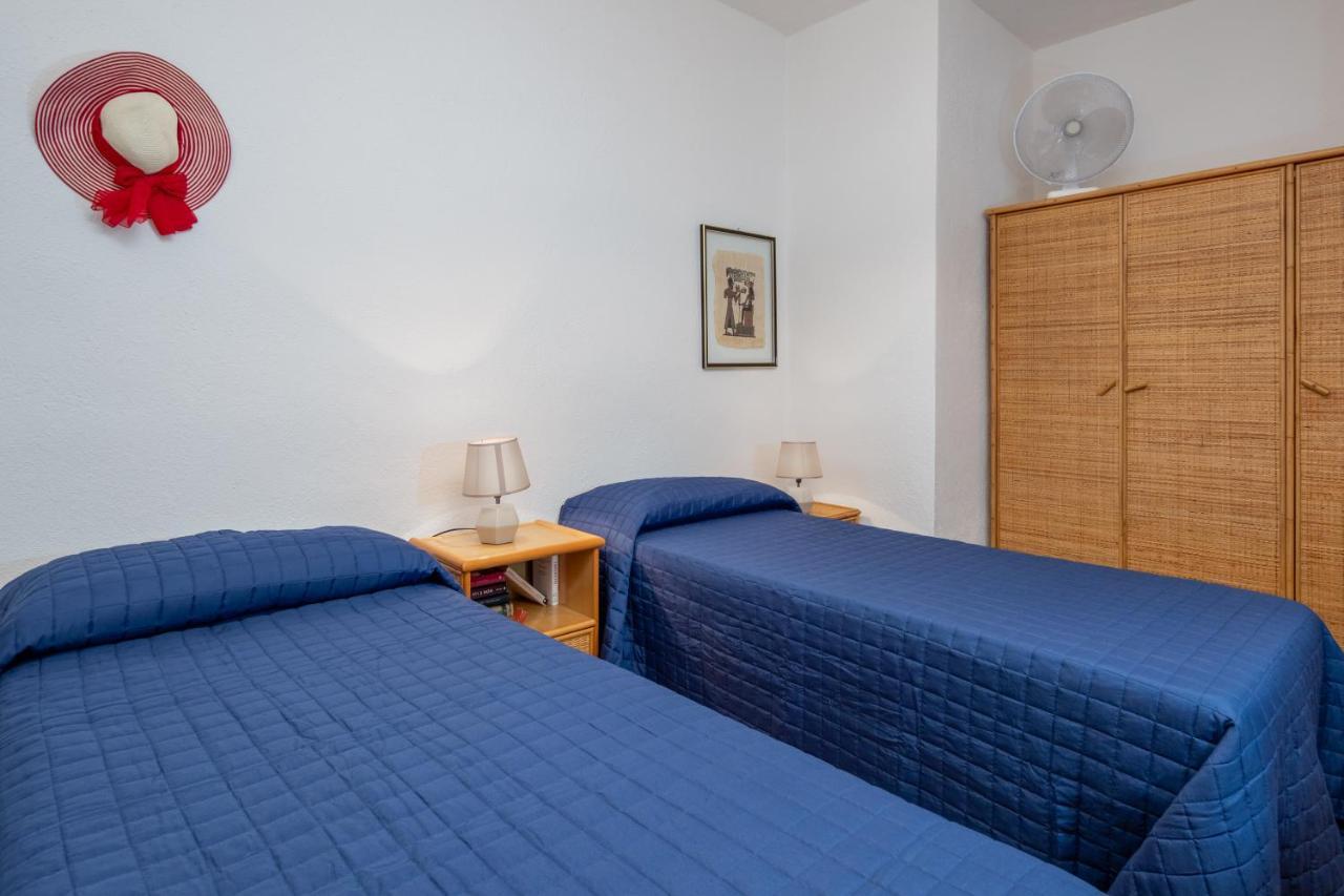 Holiday House Li Piri サン・テオドーロ エクステリア 写真
