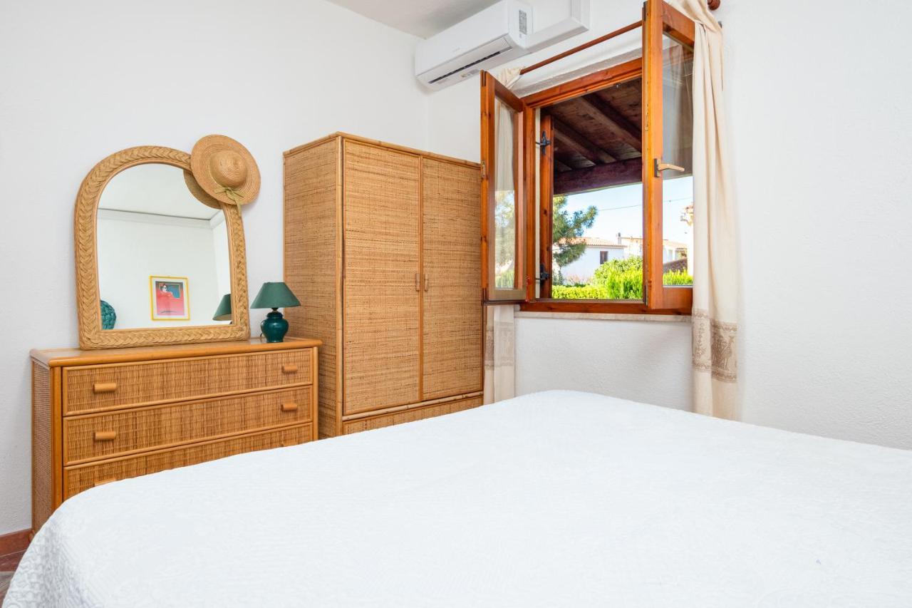 Holiday House Li Piri サン・テオドーロ エクステリア 写真